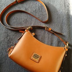 D & B Purse