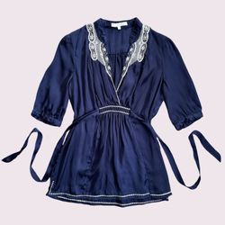 CHARLOTTE RUSSE Vintage Y2K Royal Blue Satin White Eyelet Lace V Neck Blouse