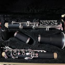Selmer Student Clarinet 
