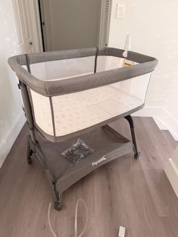 Se vende cuna de bebé. Bassinet for sale