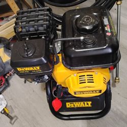 3400psi Gas Powered Pressure Washer 