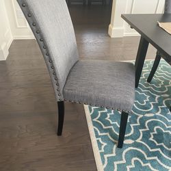 Set Of 8 Chairs 
