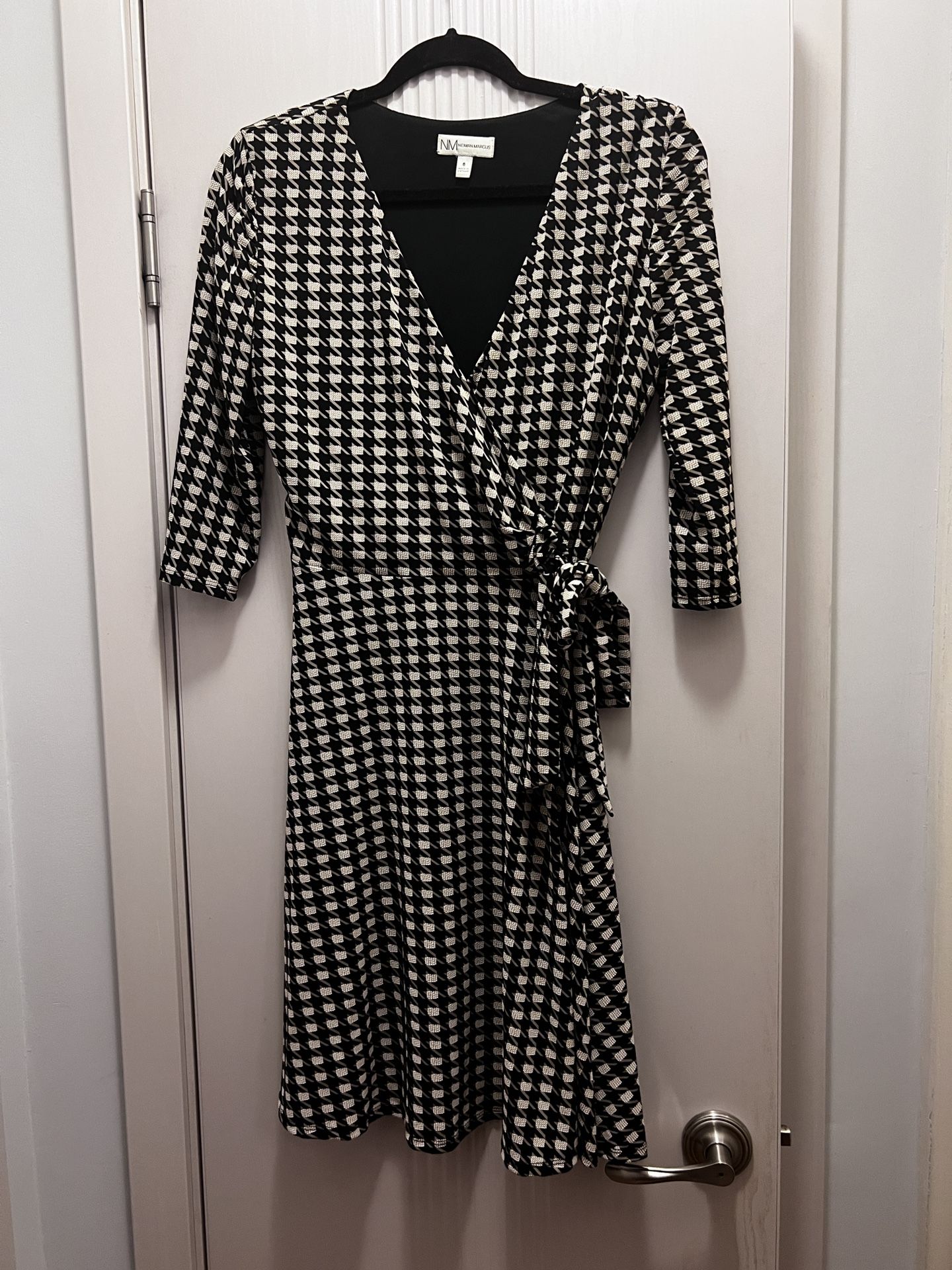 Neiman Marcus Wrap Dress, Size 6
