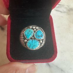 Vintage 925 Sterling silver natural Kingman turquoise Ring , Native Am. , size 11.5 , please see last photo