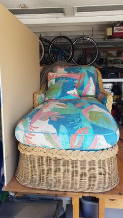 Vintage  Rattan /Wicker Chaise Lounge 