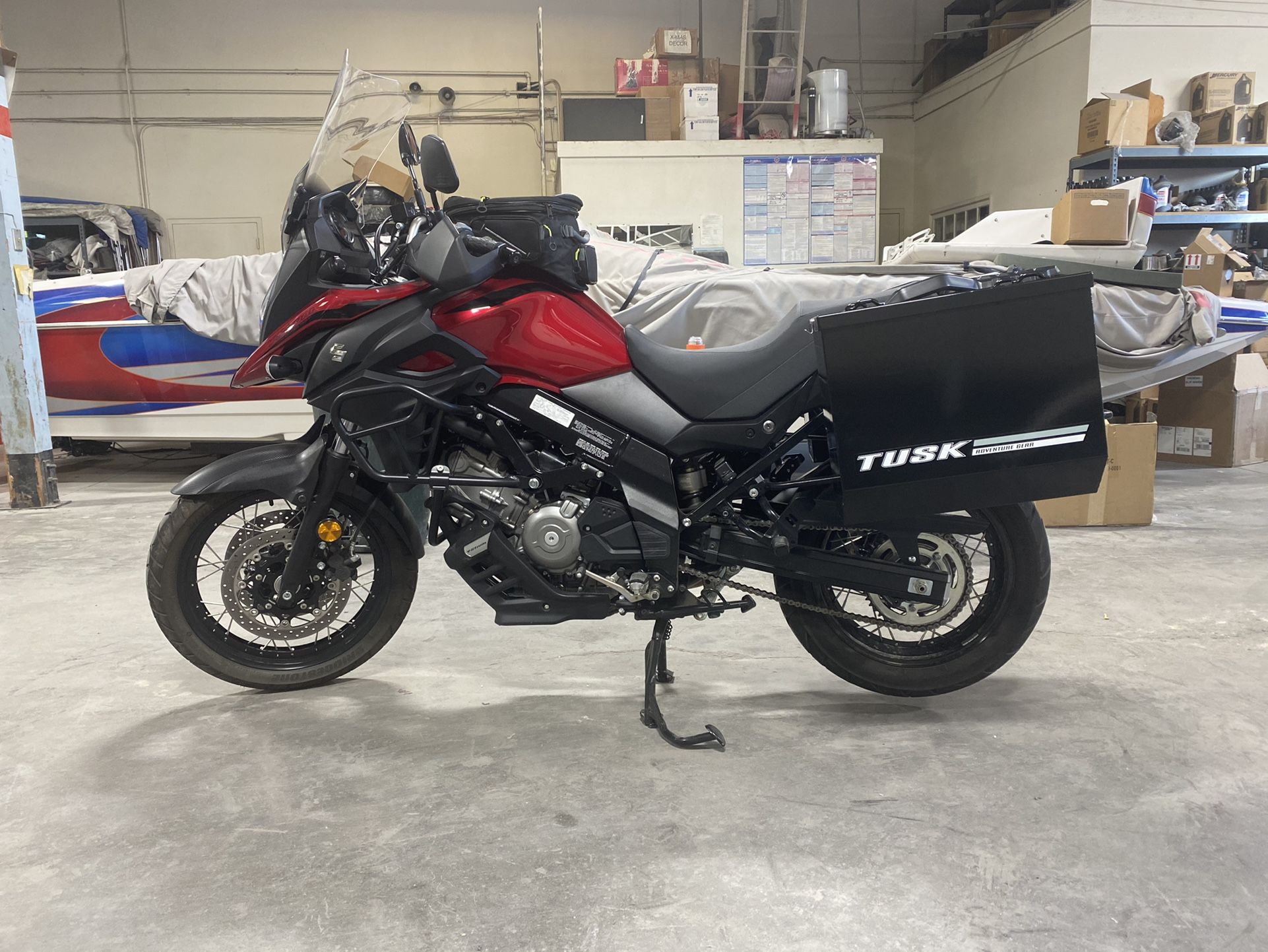 Happy Trails Panniers And Large Tusk Aluminum Boxes All Mounting Hardware And Keys. Bike Not Included. For Suzuki Dl(contact info removed) And Newer.