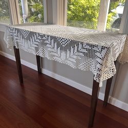 console table Console table44x16x29//Table doilies/ crochet 33x56