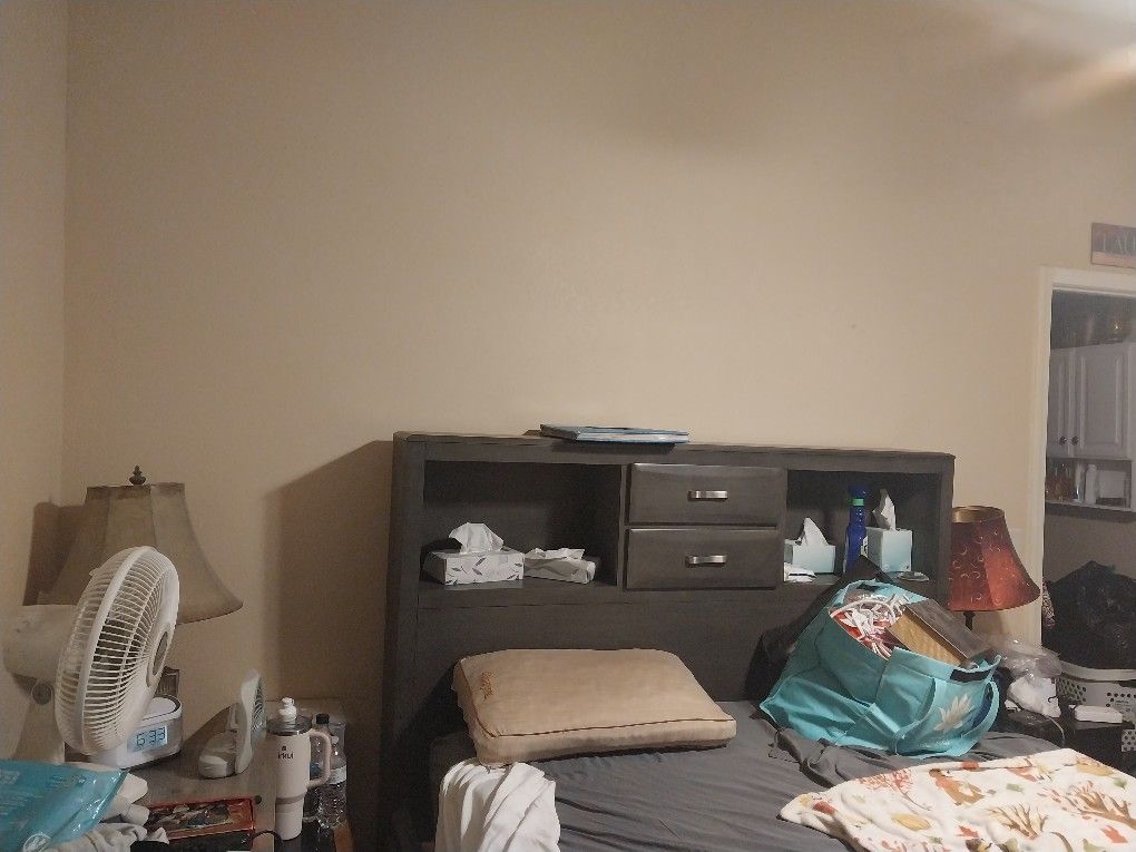 Platform Queen Bed