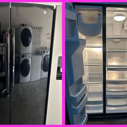 36 wide side by side Refrigerator