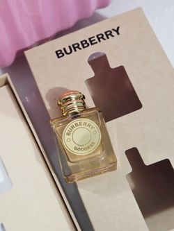 Burberry Goddess mini perfume