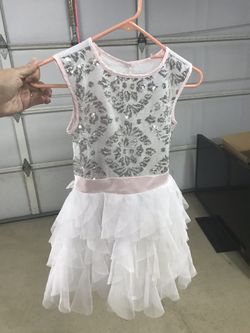 Kids dress size 6