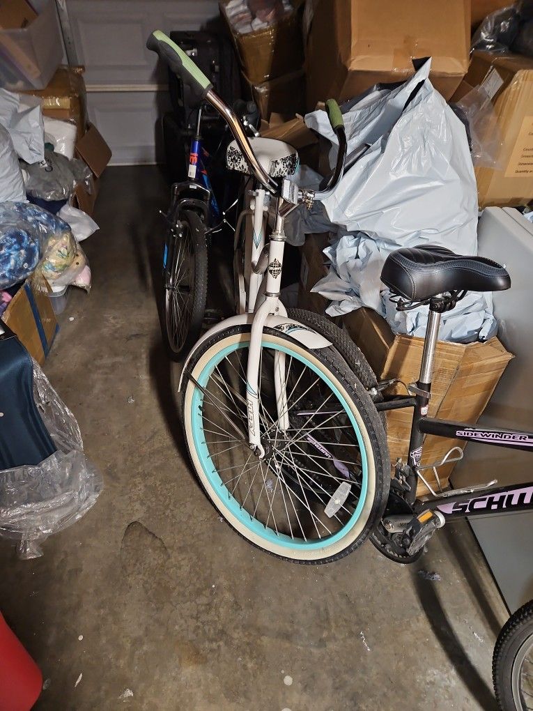 Beach Cruiser Bike White 26 Inch
