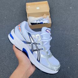 Blue & Orange ASICS 💙🧡 5.5y/7w & 6y/7.5w