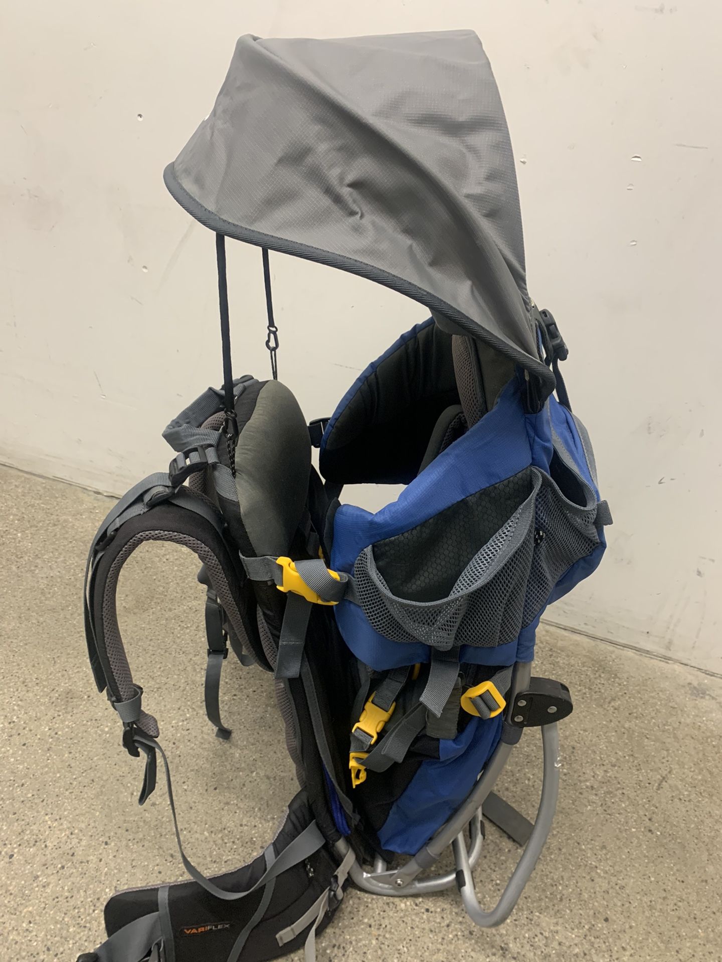 Deuter Kid Comfort 2 II Carrier with Sun Roof and Rain Cover