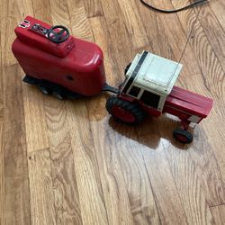 Old Rc Trailer  And Old Blue Mustang 