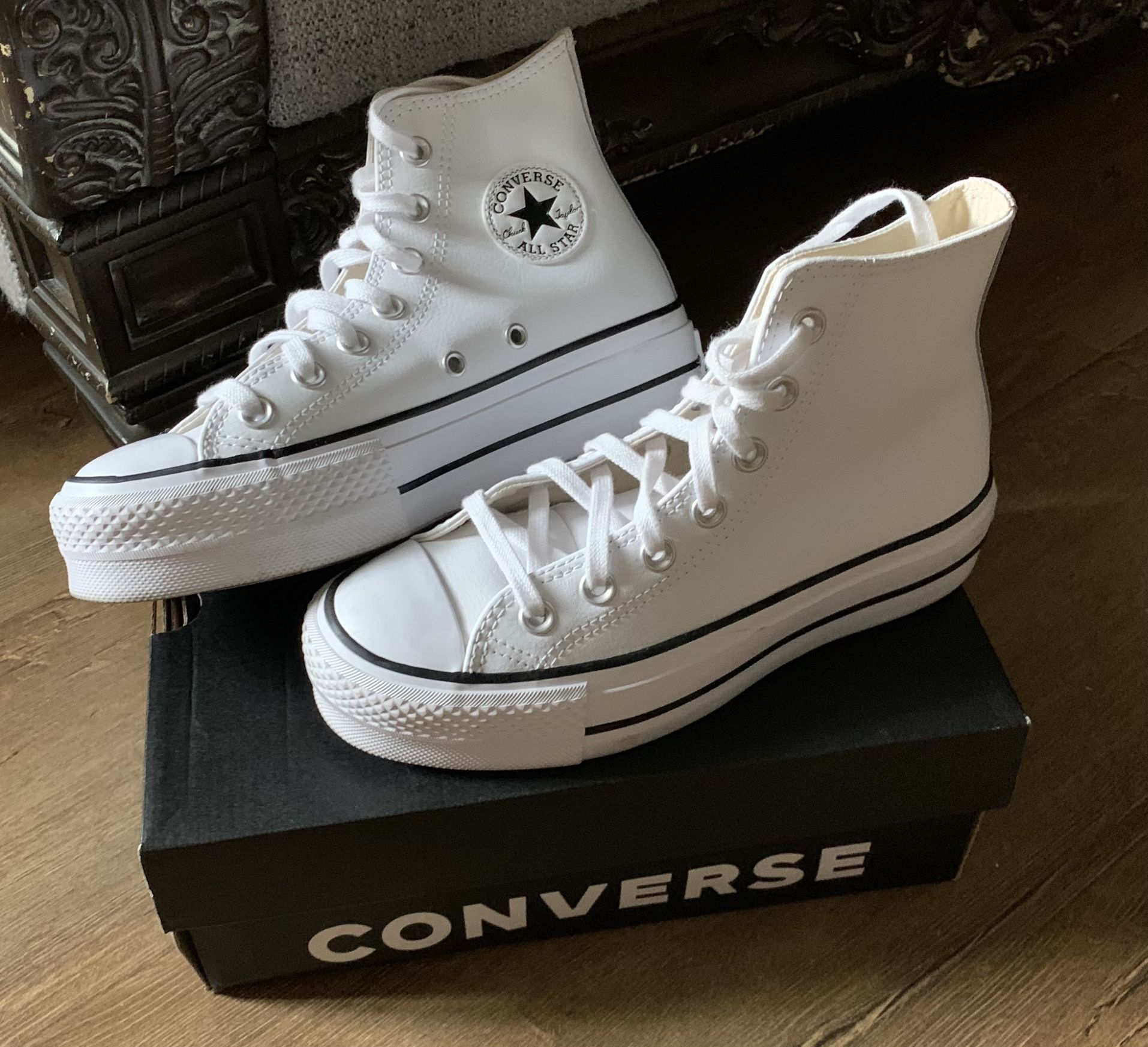 women converse platform (pls read desc)  