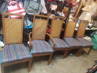 5 highback chairs with cushion seats. Pickup in spartanburg. Price is for all. Make offer