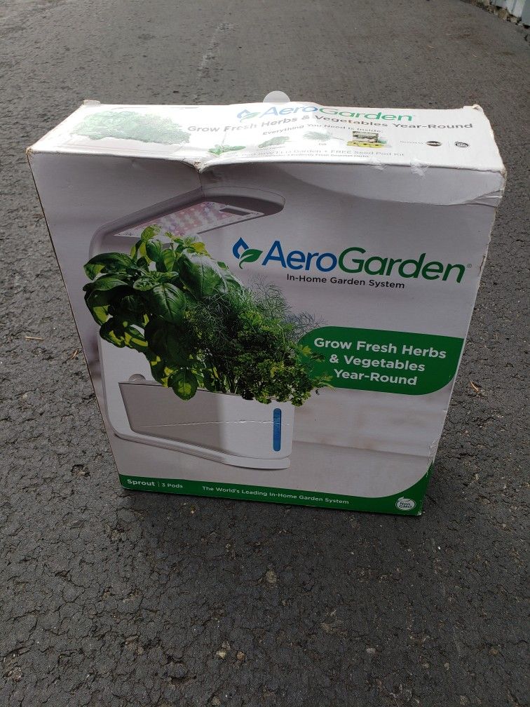 $25 obo AREO GARDEN SYSTEM (3 pods) • NEW