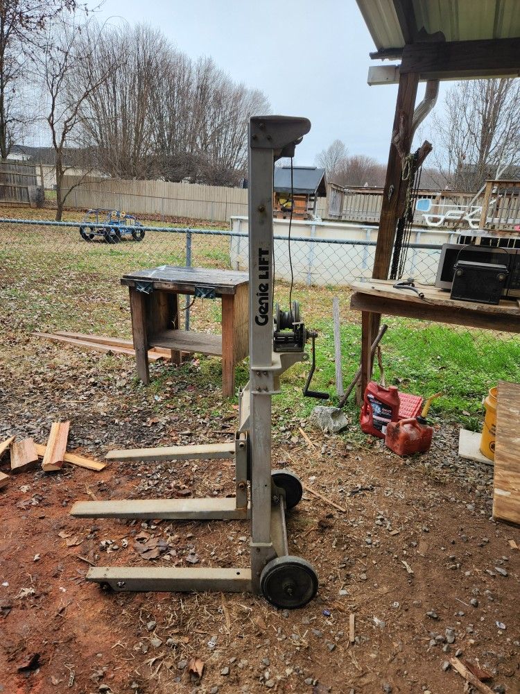 Genie Lift