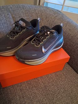 Nike Zoomx Brand new0