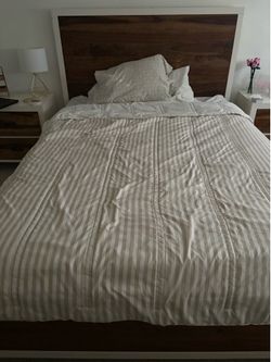 Bedroom set