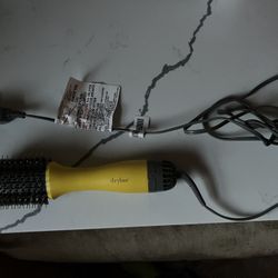 Drybar Double Shot Oval Blow-Dryer Brush
