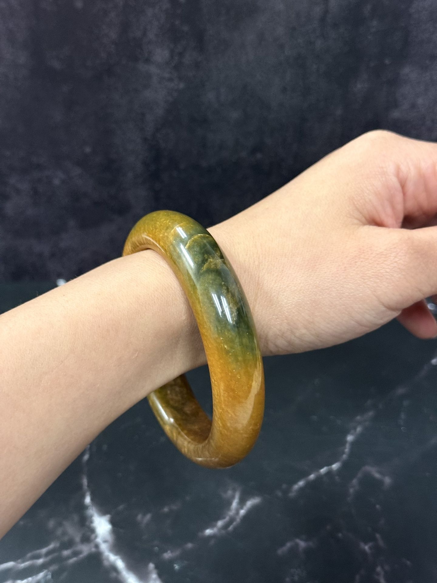 jade bracelet