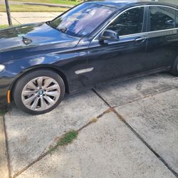 2011 BMW 7 Series