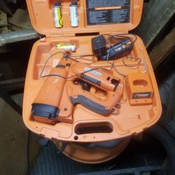 Paslode 16ga.cordless angled finish nailer