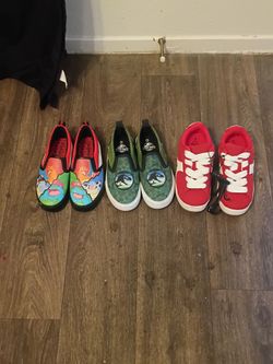 Size 2 kid shoes