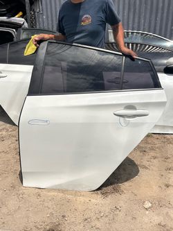 2016-2022 TOYOTA PRIUS REAR DRIVER DOOR