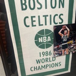 Larry Bird 🦅 Celtics Autographed 3000$