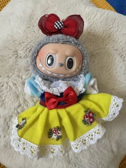 Snow White Labubu Outfit 