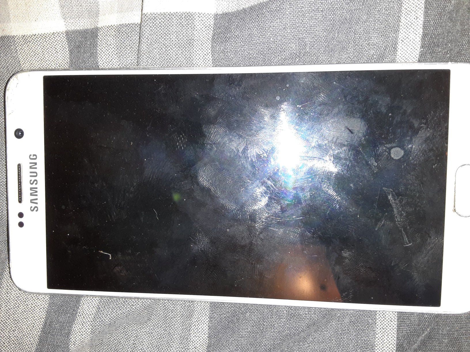 Samsung Galaxy phone. Dont know what's wrong with it