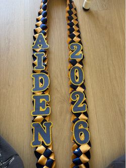 Graduation leis