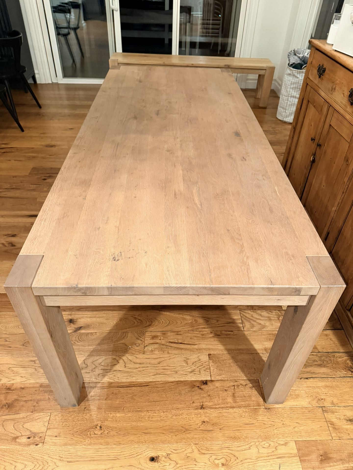Ethnicraft Solid Oak Dining Table – Modern Farmhouse Style