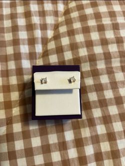 3 Quarter Karat Lab Grown Diamond 10 Karat Gold Studs