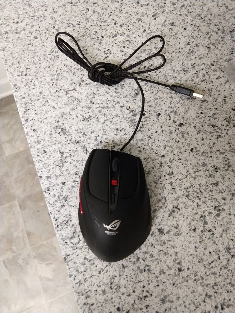 ROG Gaming mouse for sale!