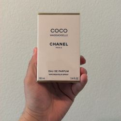 Chanel COCO