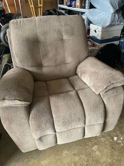 Recliner rocker swivel chair
