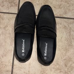 Size 7 !! Basically New!!