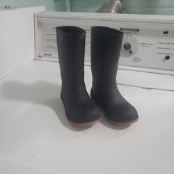 Toddler Size 8 Rain boots