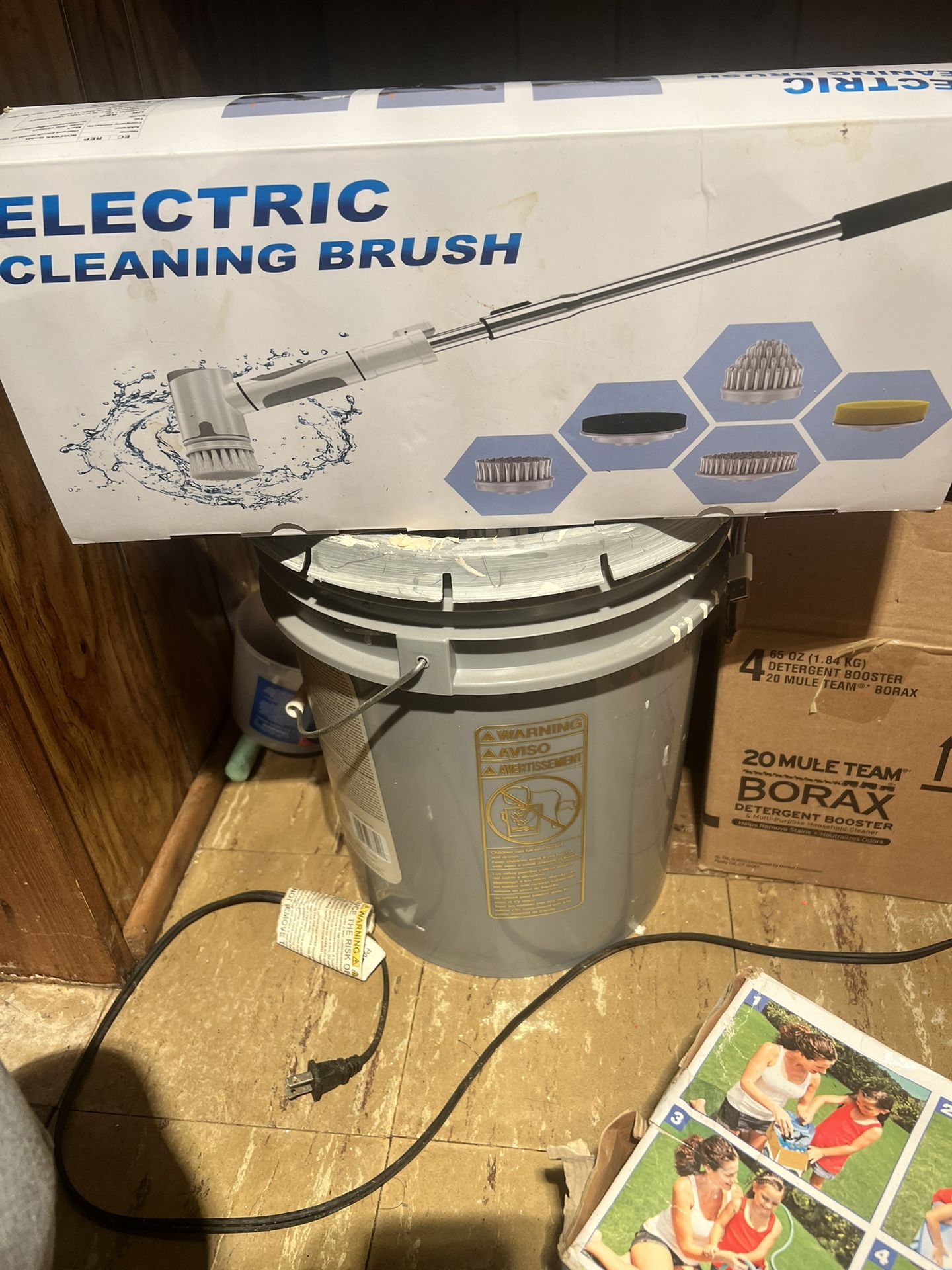 Electric Expandable Cleaning Brush Set