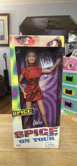 Spice Girls on Tour “ Ginger Spice “ Doll