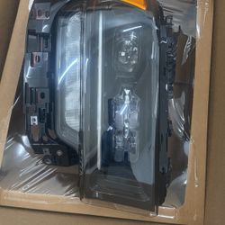 2019-2024 RAM 2500/3500 Headlight Limited/longhorn
