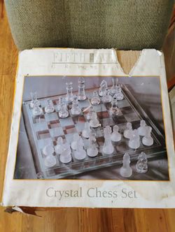 Chess Set Crystal 