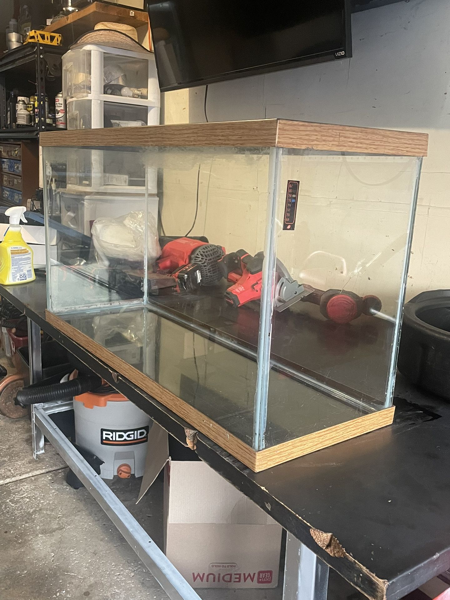 Fish Tank With Accessories