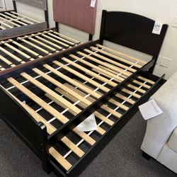 Twin Trundle Bed 