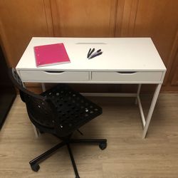 IKEA White Desk With Drawers Computer Gaming Make Up
