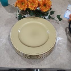 Gold Chargers Plates 